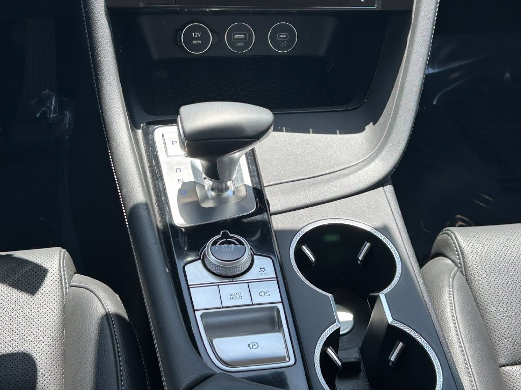 Used 2026 Genesis G70 2.5T RWD image 19