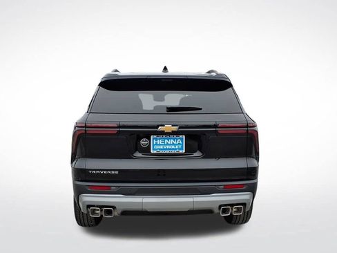 New 2026 Chevrolet Traverse LT w/ Enhanced Driving Package FWD image 4