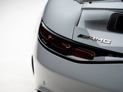 Used 2025 Mercedes-Benz AMG GT 55 image 32