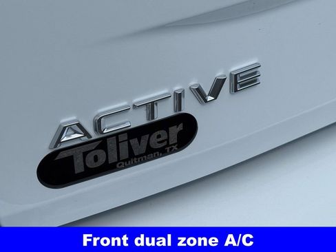 New 2025 Ford Expedition Active image 10