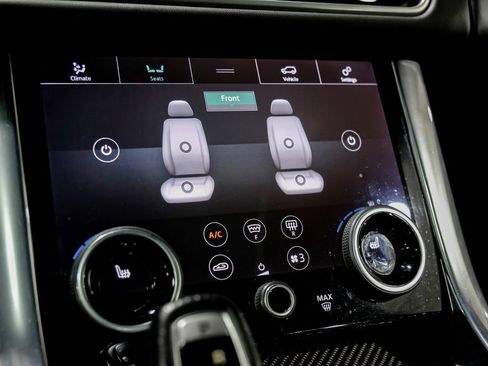 Used 2018 Land Rover Range Rover Sport SVR image 30