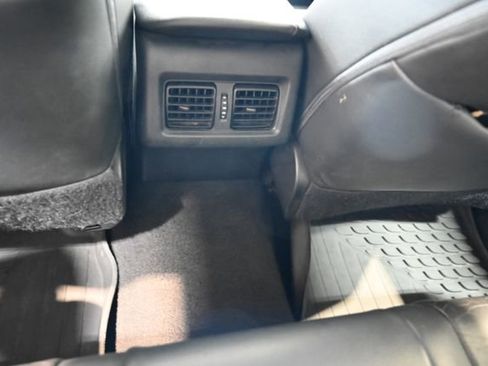 Used 2018 Toyota Camry XLE w/ Driver Assist Package FWD image 24