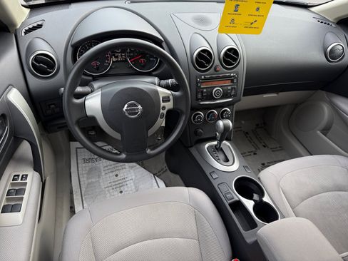 Used 2013 Nissan Rogue S image 15