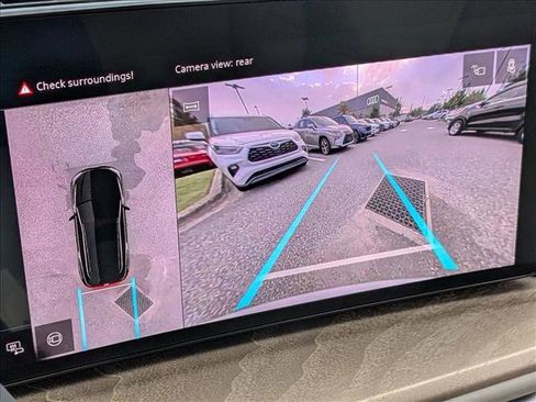 New 2025 Audi Q5 Prestige image 11