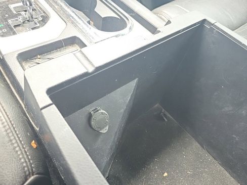 Used 2016 Toyota Tundra SR5 image 34