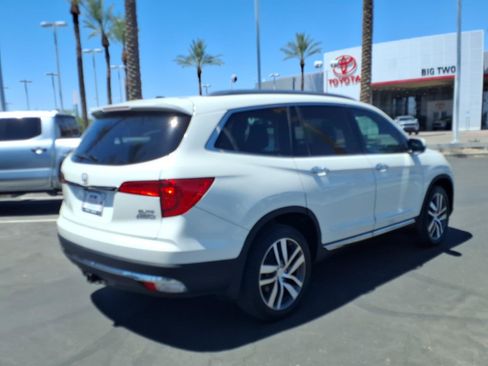 Used 2017 Honda Pilot Elite image 4