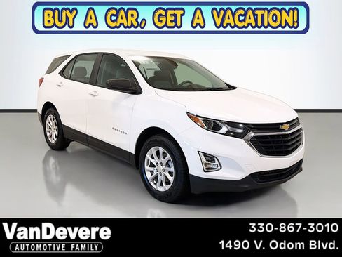Used 2021 Chevrolet Equinox LS FWD image 1