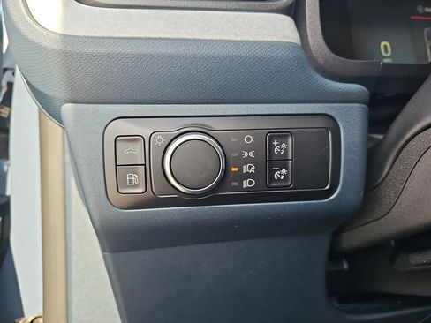 New 2026 Ford Maverick XLT FWD image 25