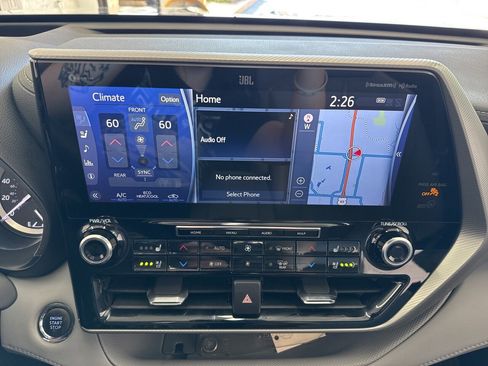 Used 2022 Toyota Highlander Platinum image 27