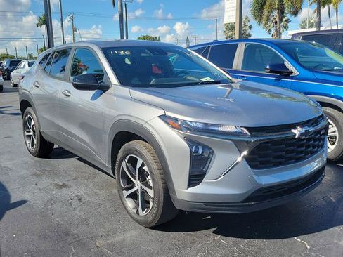 Certified 2024 Chevrolet Trax RS image 20