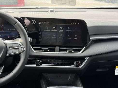 New 2026 Chevrolet Equinox LT w/ Safety and Technology Package image 18