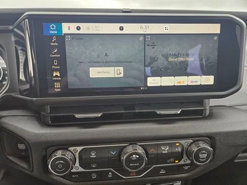 New 2026 Jeep Gladiator Sport AWD/4WD image 18