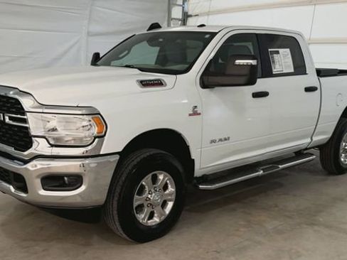 Used 2023 RAM 2500 Big Horn w/ Level 1 Equipment Group AWD/4WD image 4