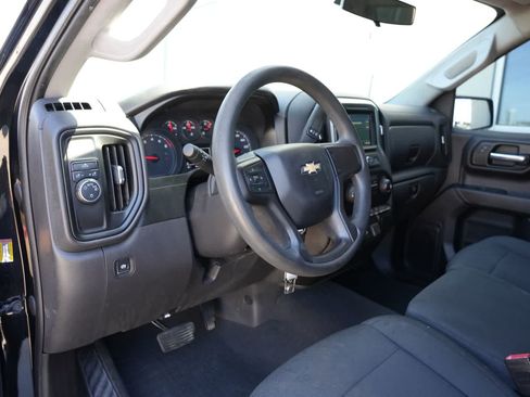 Used 2020 Chevrolet Silverado 1500 Custom w/ Custom Value Package RWD image 14