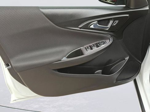 Used 2021 Chevrolet Malibu LT w/ Redline Edition image 22