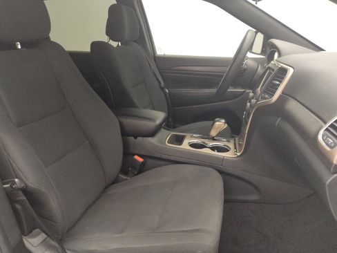 Used 2016 Jeep Grand Cherokee Laredo w/ Quick Order Package 23E image 21