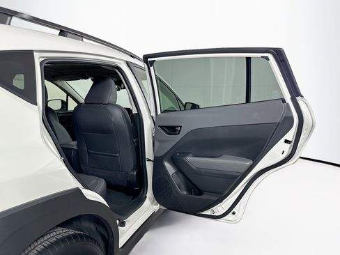 Used 2024 Subaru Crosstrek 2.0i Premium image 29