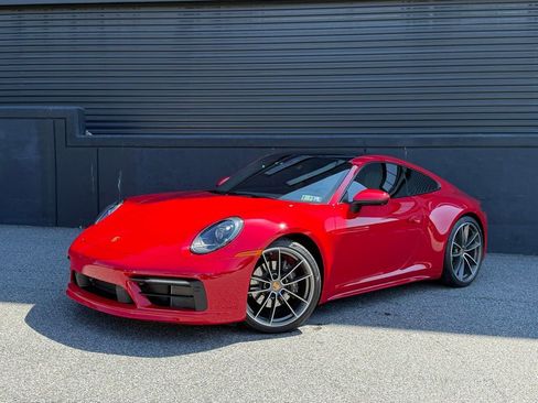 Certified 2024 Porsche 911 Carrera image 6