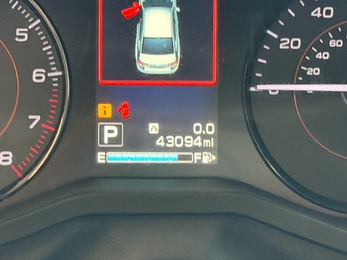Used 2019 Subaru Crosstrek 2.0i Premium w/ Eyesight System AWD/4WD image 19