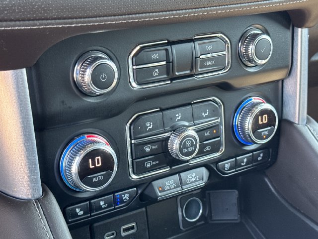 Used 2022 GMC Yukon SLT RWD image 24