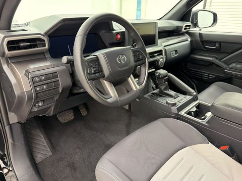 Used 2024 Toyota Tacoma PreRunner w/ TRD Prerunner Upgrade Package RWD image 4