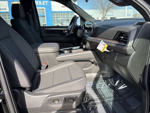 New 2026 Chevrolet Tahoe LS image 24