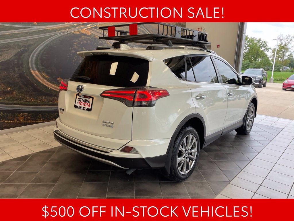 Used 2018 Toyota RAV4 Limited AWD/4WD image 6