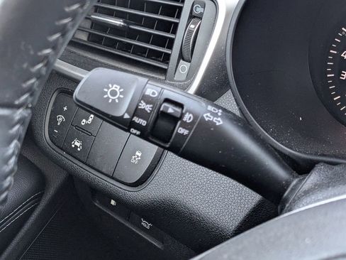 Used 2019 Kia Sorento EX image 25