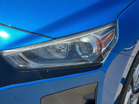 Used 2018 Hyundai Ioniq Blue FWD image 50