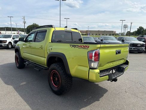 Used 2023 Toyota Tacoma TRD Off-Road w/ Advanced Technology Package AWD/4WD image 6