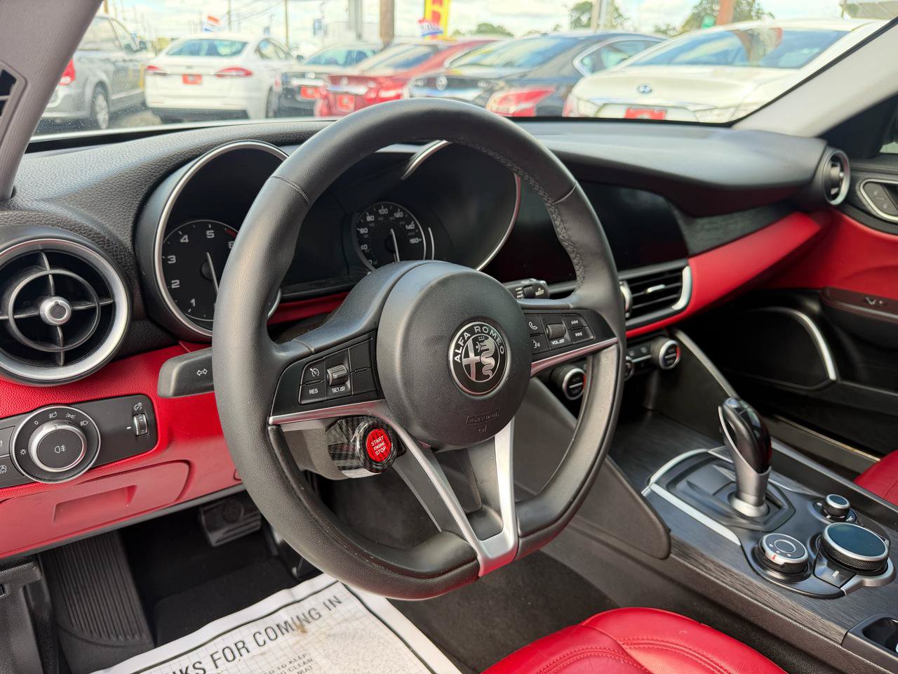 Used 2019 Alfa Romeo Giulia AWD image 17