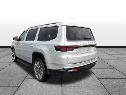 Used 2022 Jeep Wagoneer Series II w/ Premium Group I AWD/4WD image 7
