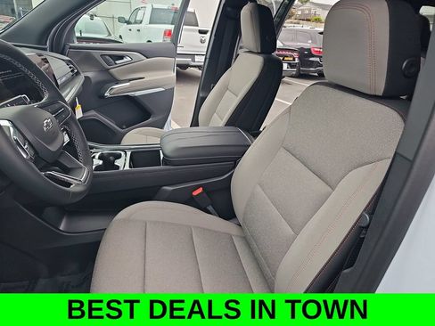 New 2026 Chevrolet Traverse LT w/ Midnight/Sport Edition FWD image 16