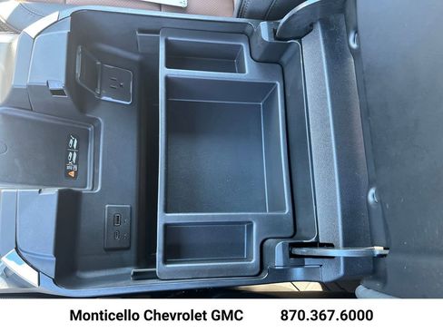 New 2026 Chevrolet Silverado 1500 High Country AWD/4WD image 26