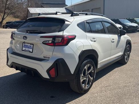 Used 2024 Subaru Crosstrek 2.0i Premium image 9