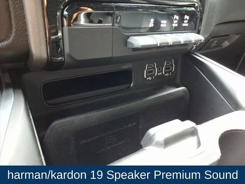 Used 2021 RAM 1500 Laramie w/ Night Edition image 8