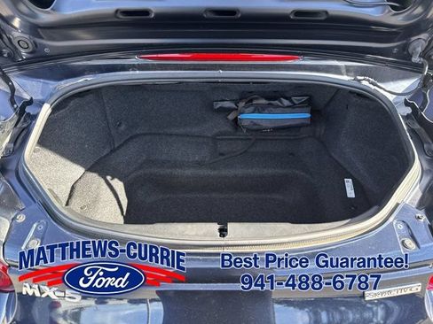 Used 2024 MAZDA MX-5 Miata Club RWD image 11