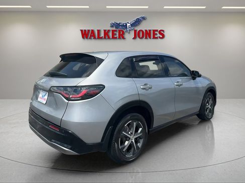 Used 2024 Honda HR-V EX-L image 7