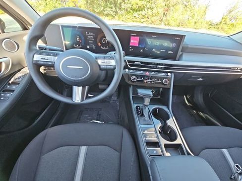 Used 2026 Hyundai Sonata SE image 13