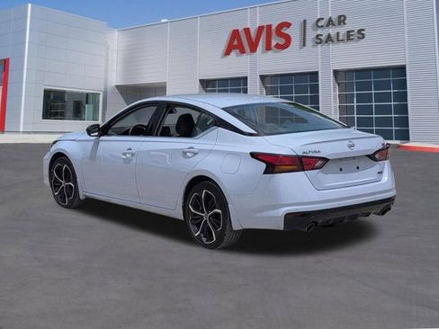 Used 2025 Nissan Altima 2.5 SR AWD/4WD image 9