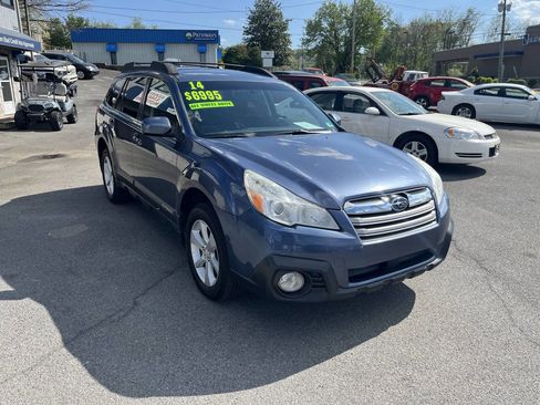 Used 2014 Subaru Outback 2.5i Premium image 2