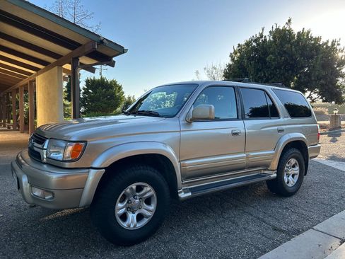 Used 2001 Toyota 4Runner Limited RWD image 4