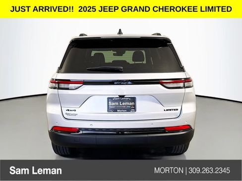 New 2025 Jeep Grand Cherokee Limited w/ Black Appearance Package image 6