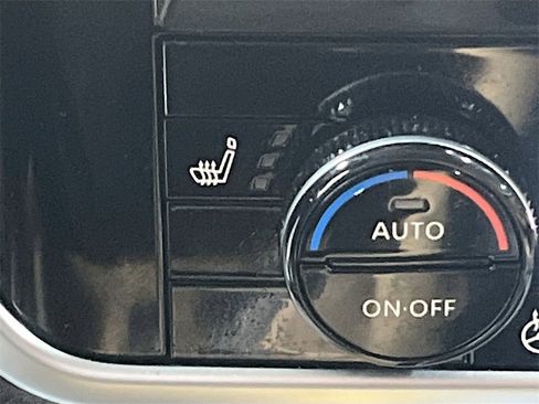 Used 2023 Nissan Rogue Platinum w/ Platinum Premium Package image 21