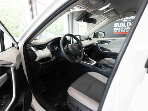 Certified 2024 Toyota RAV4 XLE FWD image 9