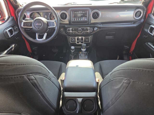 Used 2020 Jeep Wrangler Unlimited Sahara AWD/4WD image 18