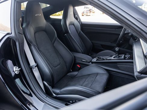 Certified 2026 Porsche 911 GT3 image 45