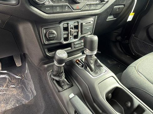 New 2026 Jeep Wrangler Unlimited Sport AWD/4WD image 25