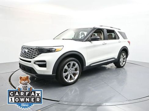 Used 2020 Ford Explorer Platinum w/ Premium Technology Package image 4