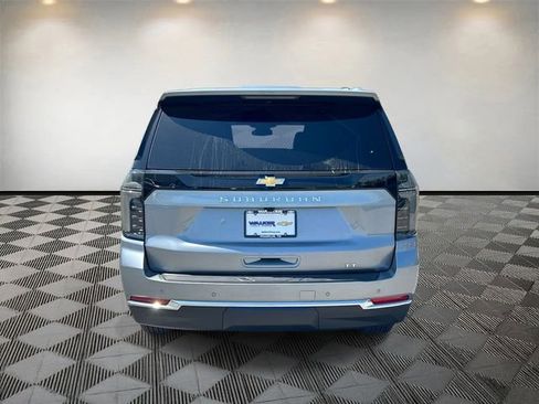 New 2026 Chevrolet Suburban LT w/ Comfort Package AWD/4WD image 4